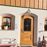 Hotel Gastehaus Christina -wallgau Wallgau