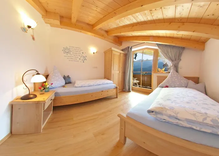 Gastehaus Christina -wallgau * Вальгау