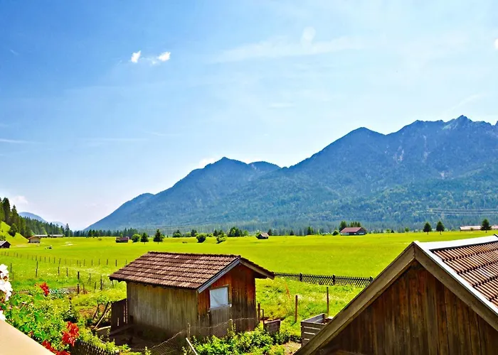 Gastehaus Christina -wallgau * Вальгау